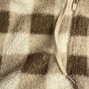 Brown/White Checkered Sweatshirt